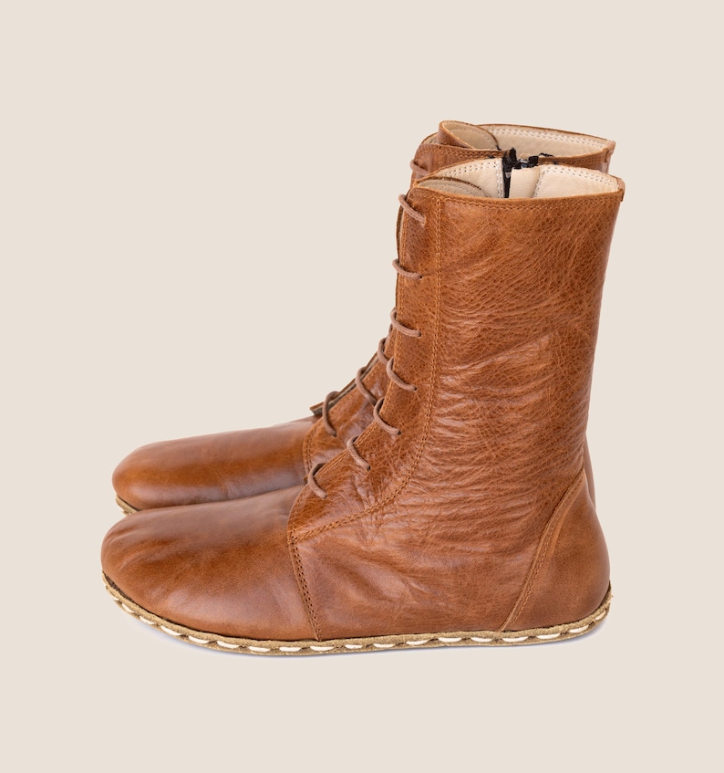 Flexible sole for natural movement and strong foot muscles.