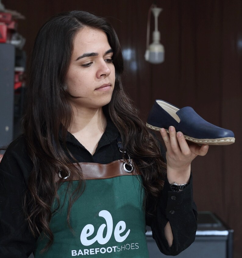 Artisan-made in Gaziantep by traditional craftsmen — heritage meets modern earthing design.