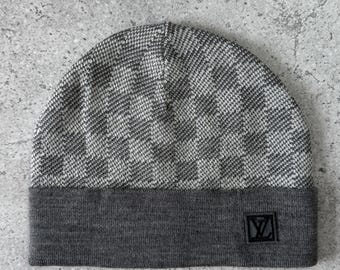 Louis Vuitton Wool Men’s Grey Checkered Beanie Hat Made in Italy