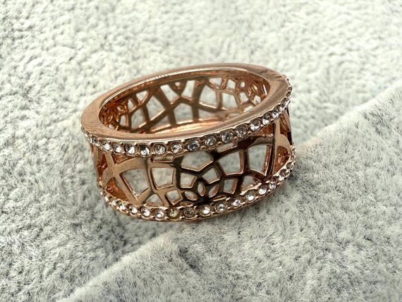 Breiter roséfarbener Statement-Ring mit Strassbes… - image 1