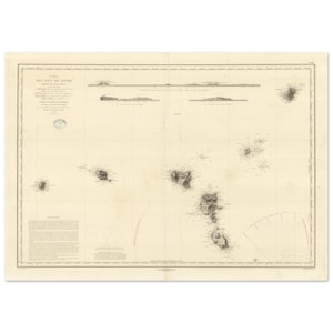 Peut inclure: Une carte ancienne des îles Éoliennes, en Italie, avec une cartographie détaillée. La carte porte le titre "Carte des Iles de Lipari" et comprend des détails géographiques, du texte et une échelle. La carte est imprimée sur du papier vieilli de couleur beige.