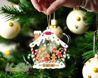 Custom Family Christmas Ornament 2025, Family Christmas Gift Keepsake, Personalized Gingerbread Family Ornament, 4D Shake Cookie Ornament.