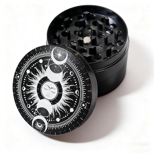 Crescent Moon With Stars Grinder ，Elegant Moon Star Design for Herbs Spices ，Perfect Gift for Mystic & Boho Lovers