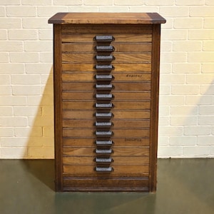 Vintage Industrie Setzkasten mit 15 Schubladen