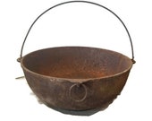 Antique WAGNER Cast Iron Scotch Pot Kettle Bowl Antique Cookware Patina 11 quot Tall