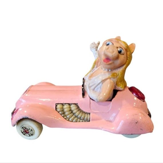 VTG Corgi Miss Piggy Diecast Pink Car Toy 1979 Henson Muppet Show