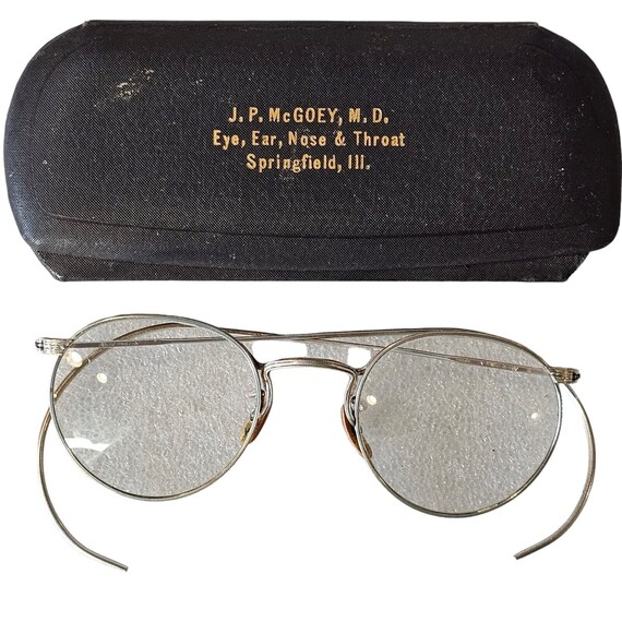 American Optical Vintage Folding Glasses 1/10 12k GF Silver Round AO Spectacles Antique American Optical AO 1/10 12K GF Ful-vue Wire Rim  main image 2