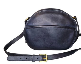 Vintage 2001 Coach Navy Leather Companion Flap  Shoulder