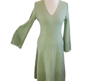 Vintage 70s Knit Green Longsleeve Sweater Dress Midi Flare Sleeve Fit n Flare Size Medium