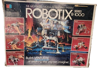 Vintage Robotix R-1000 Series Milton Bradley 1985 Motorized Modular Building Set