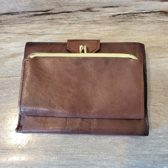 Vintage Brown Leather Bifold Wallet Picture Inser… - image 9