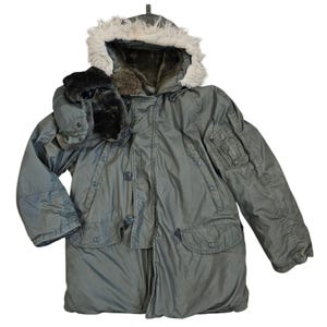 Vintage USAF Parka Extreme Cold Weather Parka Coat Hooded N3B Sz M Hat Military