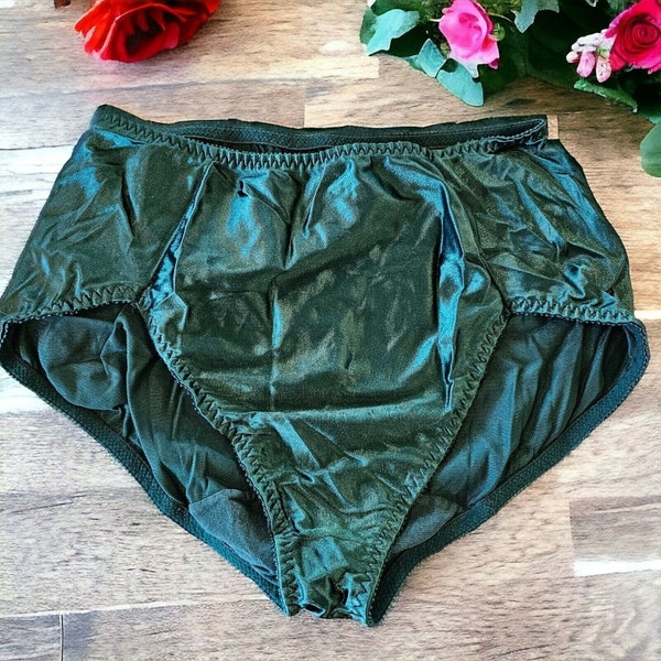 Vintage 90s Womens Size Medium Dark Green Satin Panties Mid-rise Briefs
