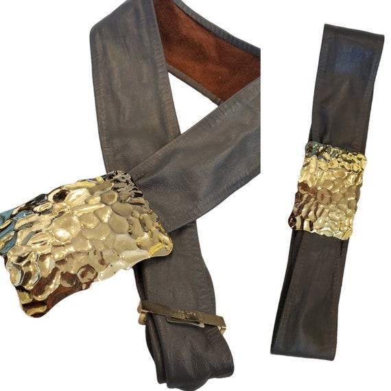 Vintage 80s Hammered Gold Gray Leather Statement Belt up to  display picture 2