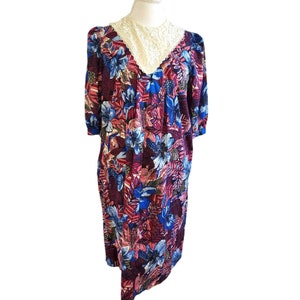 Vintage 80s Sz M Tropical Mumu Dress Knee Length Blue Burgandy Hibiscus Pockets
