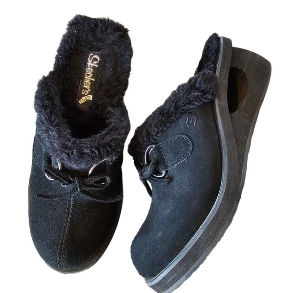 Y2K Chunky Black Suede Wedge Clogs Mules 6 6.5 Faux Fur Lined Foam Cutout Heel