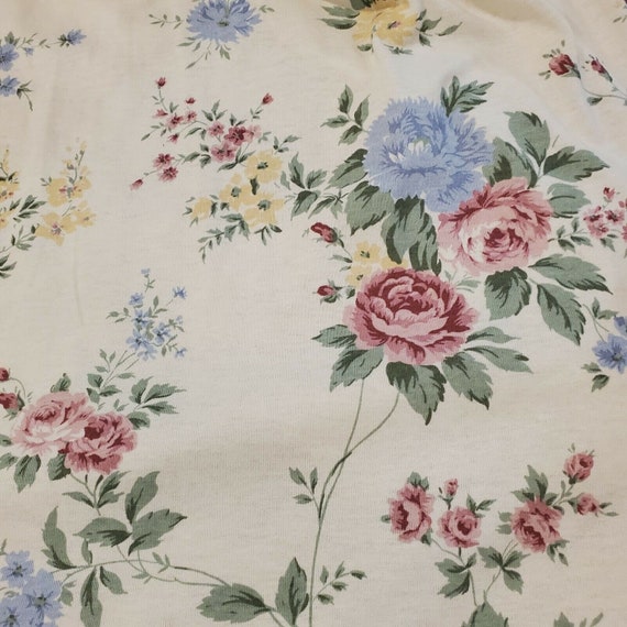 Vintage 90s Cottage Core Floral Cropped Skirt Set… - image 7