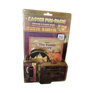 VTG Y2K Easter Story For Kids Book Cassette Walkman Player Set W Headphones 2003