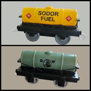 Thomas & Friends TrackMaster Milk - Sodor Fuel - Water Tanker- Train Car Lot x 2
