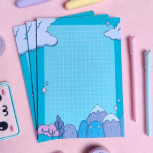 Blocco note Montagne Nebbiose / Quaderno giornaliero Kawaii blu