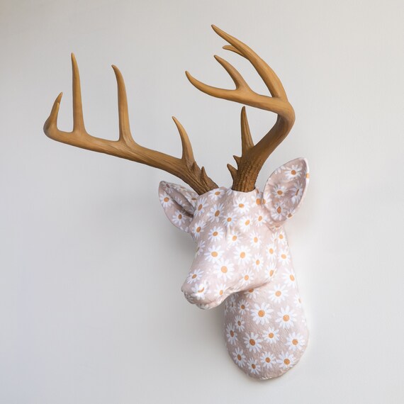 フェイク剥製鹿の頭 布製壁掛け - 壁飾り - デイジー - FAD3300 - Etsy