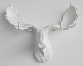 Faux Taxidermy Moose Head Wall Mount - Wall Decor - White - M0101