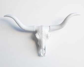 Faux Taxidermy Mini Texas Longhorn Skull Mount - Wall Decor - White - MTL01