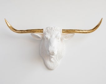 Faux Taxidermy Texas Longhorn Head Wall Mount - Wall Decor - White and Gold - TLH0108