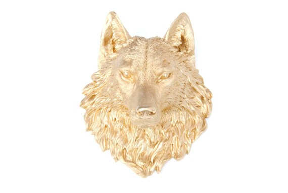 resin wolf head