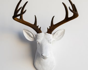 フェイク剥製 大型鹿の頭 壁掛け - 壁飾り - ホワイト＆ラスト