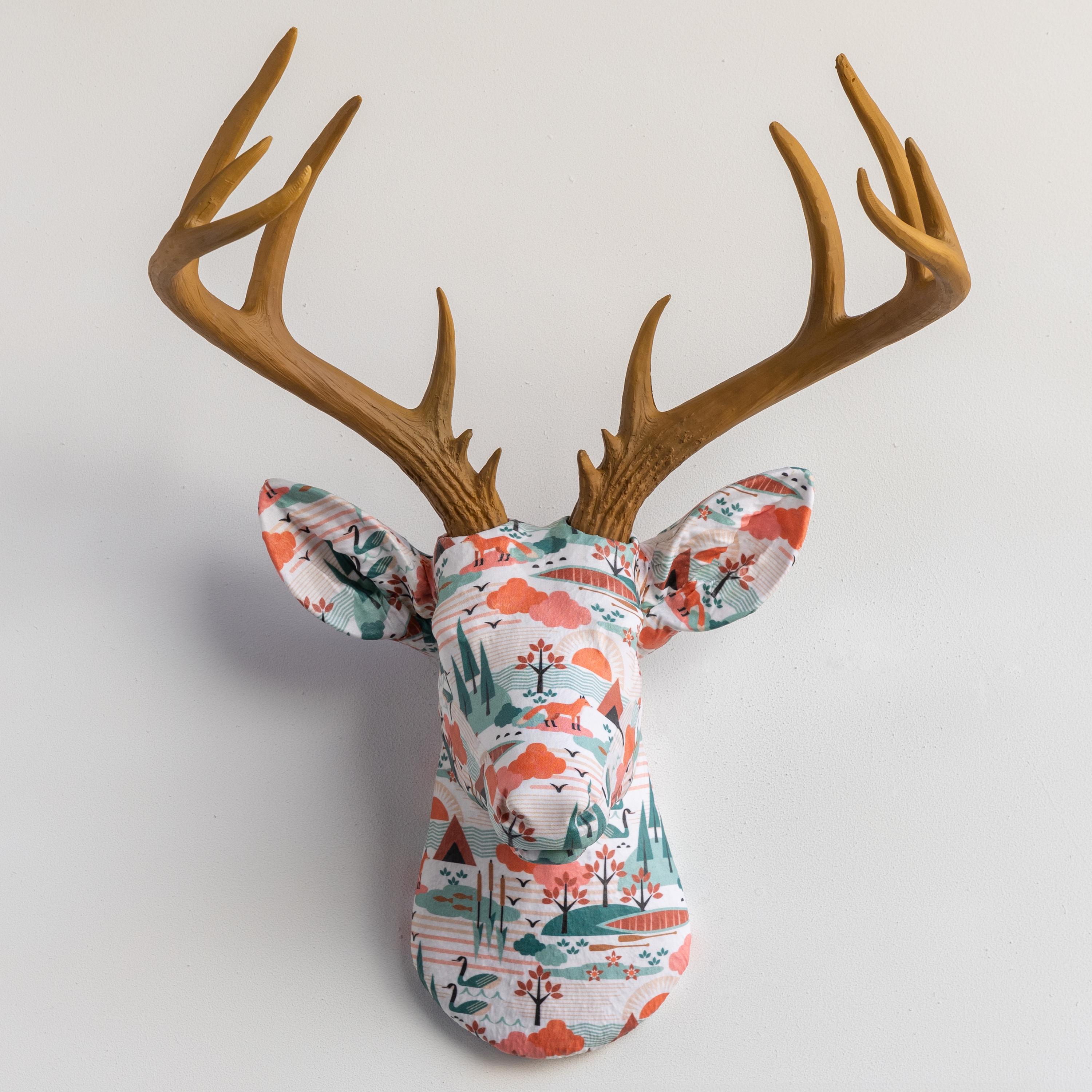 フェイク剥製鹿の頭 布製壁掛け - 壁飾り - Lake Life - FAD1900