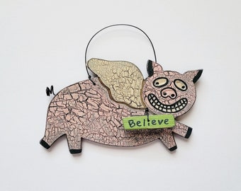 Flying Pig Decor - Pig - Pig Ornament - Farmhouse Decor - Pig Decor - Primitive Pig Decor - Farmhouse Ornament - Piggy Decor - Flying Pig