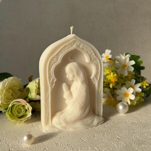 Handmade Ramadan Decor Candles | Eid Decor&Gifts Betende Frau