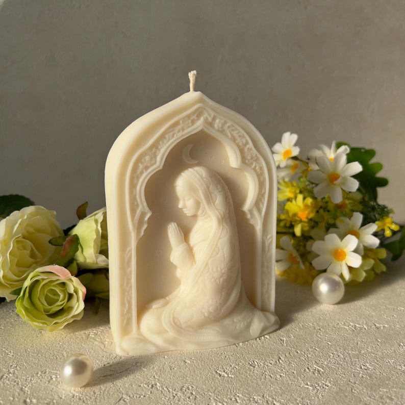 Handmade Ramadan Decor Candles | Eid Decor&Gifts Betende Frau