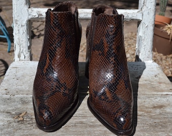 via spiga chelsea boots