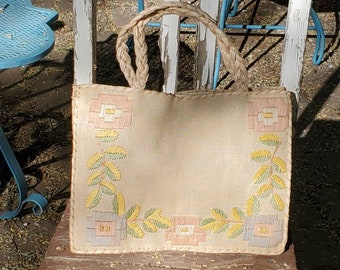 Art Deco 30s Imperial Japan Embroidered Cream Pastel Floral Straw Handbag