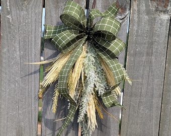 Fall Lantern Swag, Green and Off-white, Small Bow with foliage for decor or wedding