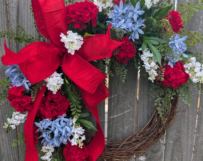 Featured listing image: Patriotic Wreath, Red Geranium Wreath, USA Wreath, July 4th Wreath, United States Flag Wreath, Red White and Blue Wreath 483*
