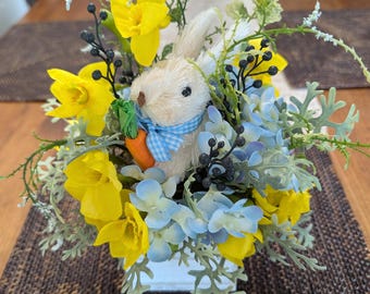 Easter Bunny Decoration, Rabbit with Carrot, Blue Hydrangea, Yellow Daffodils, Realistic Table Arrangement, Silk Flowers, Blue Gingham*