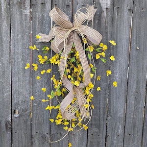 Spring Yellow Bell Swag, Medium Forsythia Swag,  Decor, Swag for Door, Forsythia Yellow Bell, Wedding, Large Lantern Swag