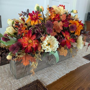 Farmhouse Fall Flower Centerpiece, Poppies in Wooden Crate 21*
