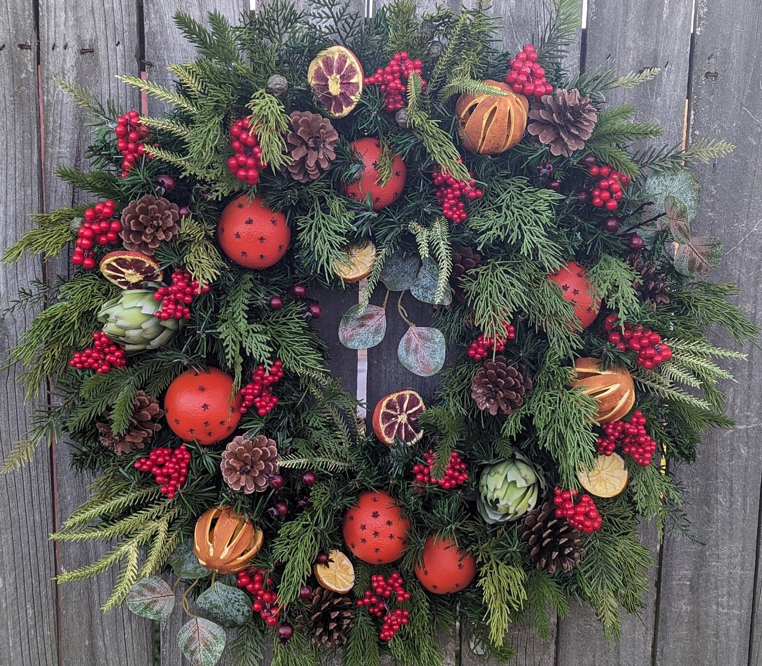 Red Wooden Bead Christmas Garland-an Old Fashioned Holiday Tree Garland for  Christmas Tree Decoration by Factory Direct Craft