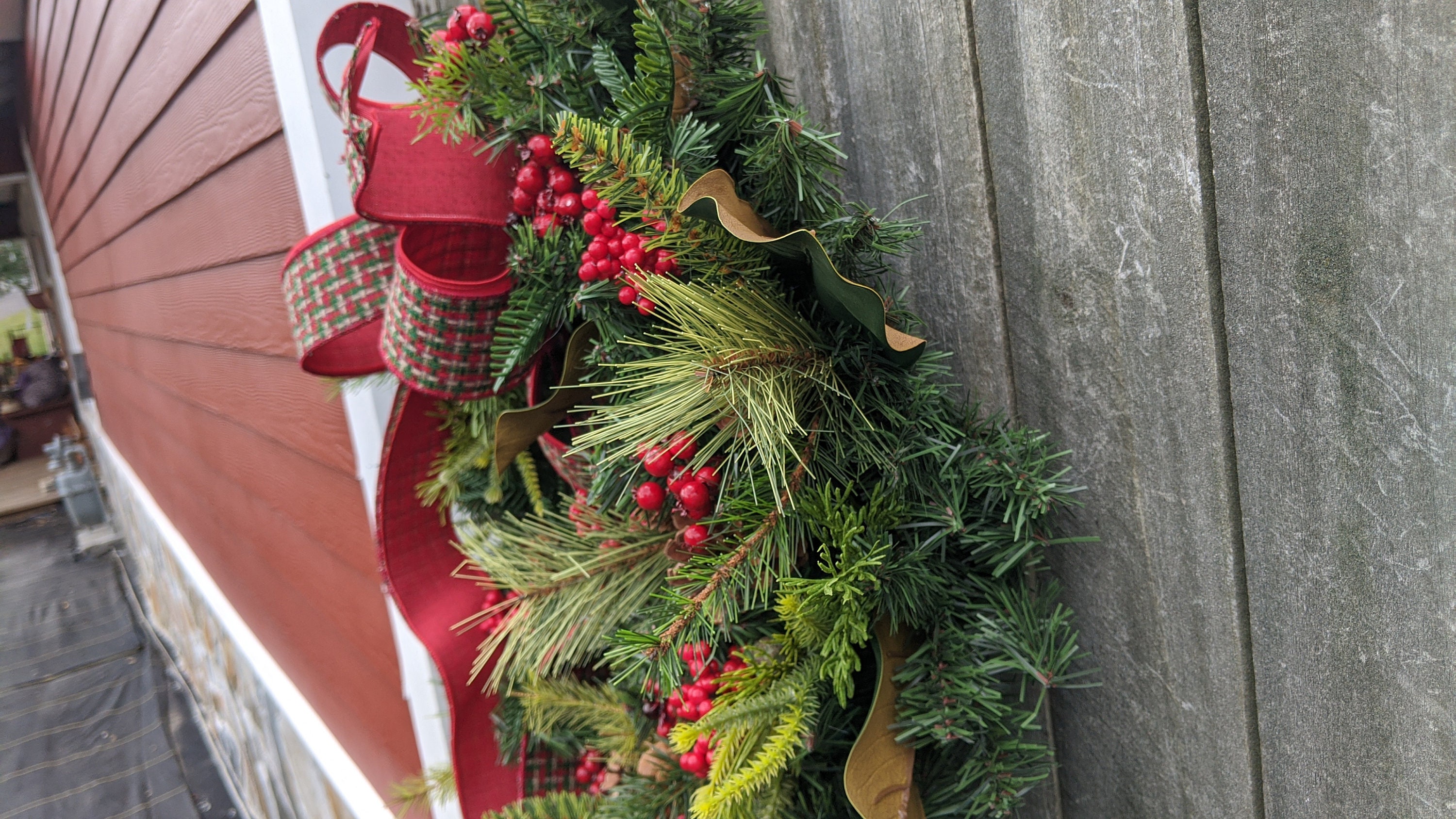 Christmas Wreath, Primitive Winter Wreath, Red and Green Plaid