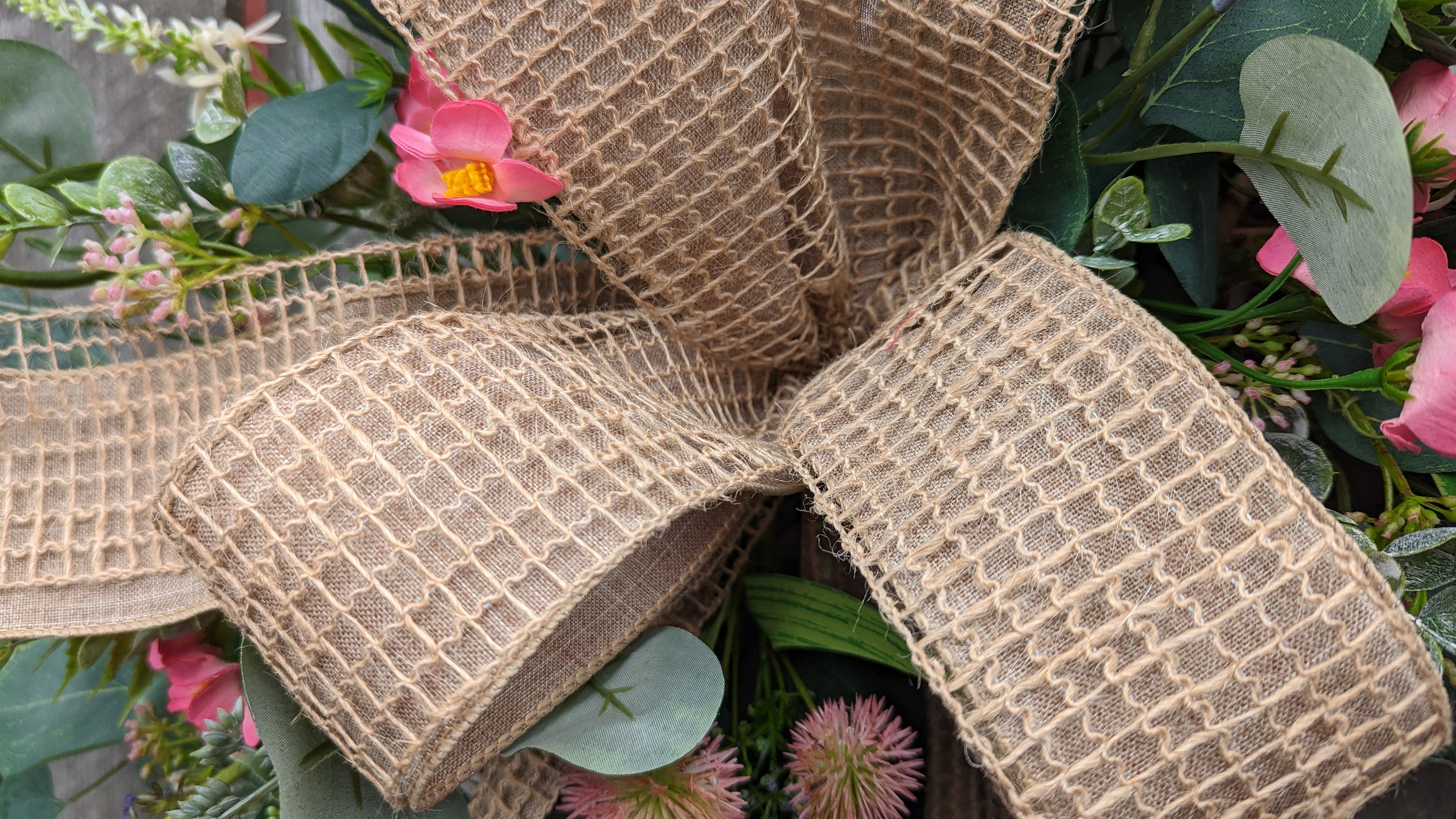 Door wreath/ lavender/ eucalyptus/ hessian bow/ sign/ white wicker