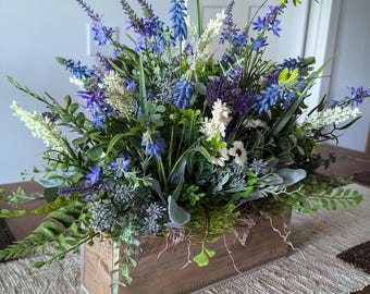 Centerpiece, Lavender Arrangement, Lavender Blooms, Lambs ear, Eucalyptus, Modern Farmhouse decor, Rectangular Small Medium and Large