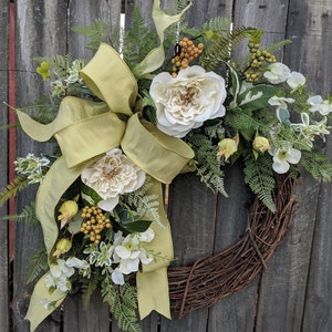 Spring Wreath - Wedding Ivory, White, Wreath Green Cream - Everyday Wreath, Door Wreath, Front Door Wreath 147