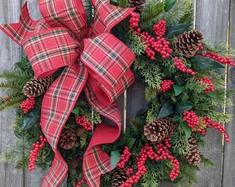 Christmas Wreaths, Holiday Door Wreath Berry Accent/ Natural Plaid Christmas Wreath / Christmas Wreath, Farmhouse Wreath 253