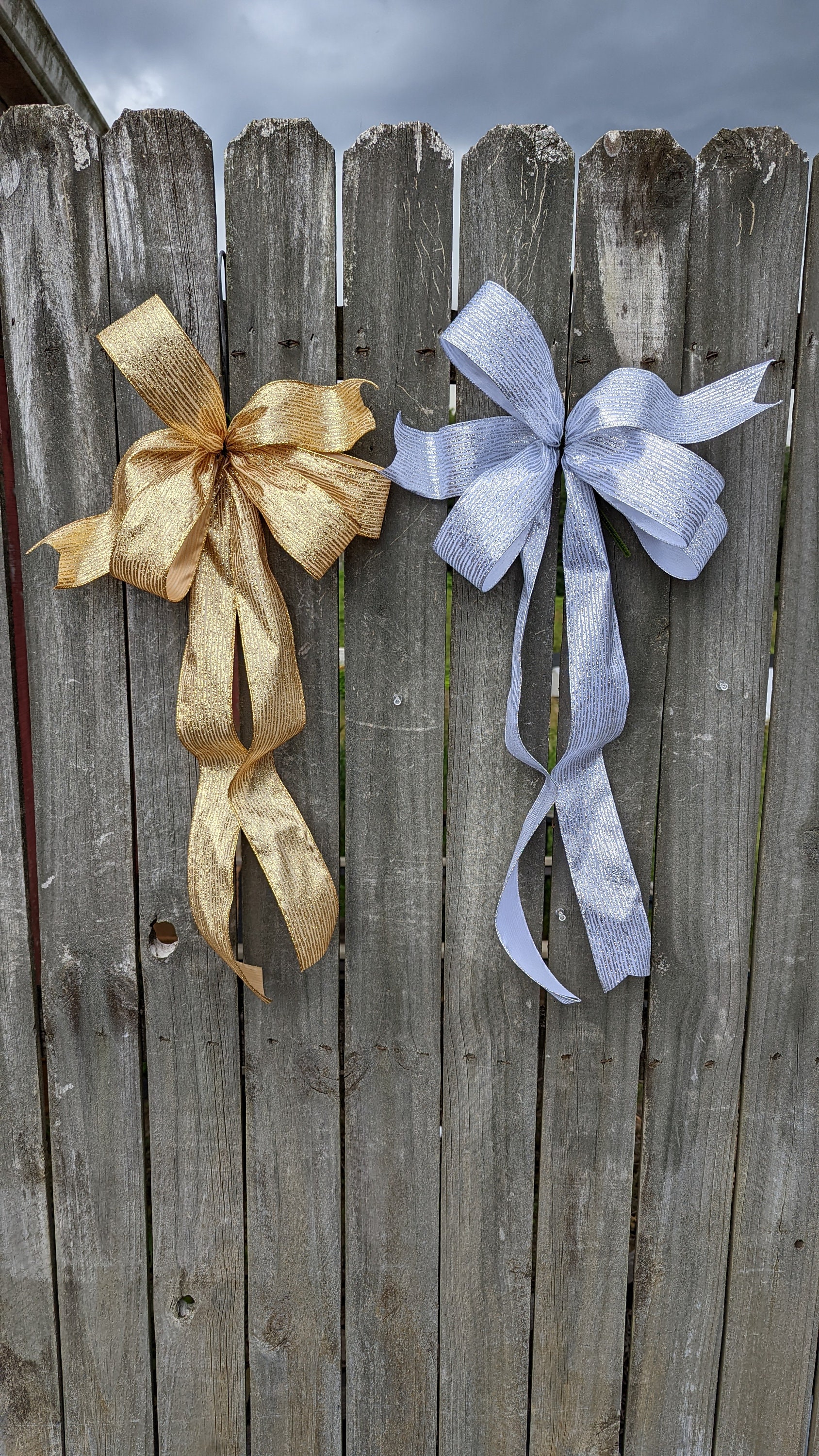 Holiday Stars Hair Bow Silver and Gold Bows Happy Holidays 