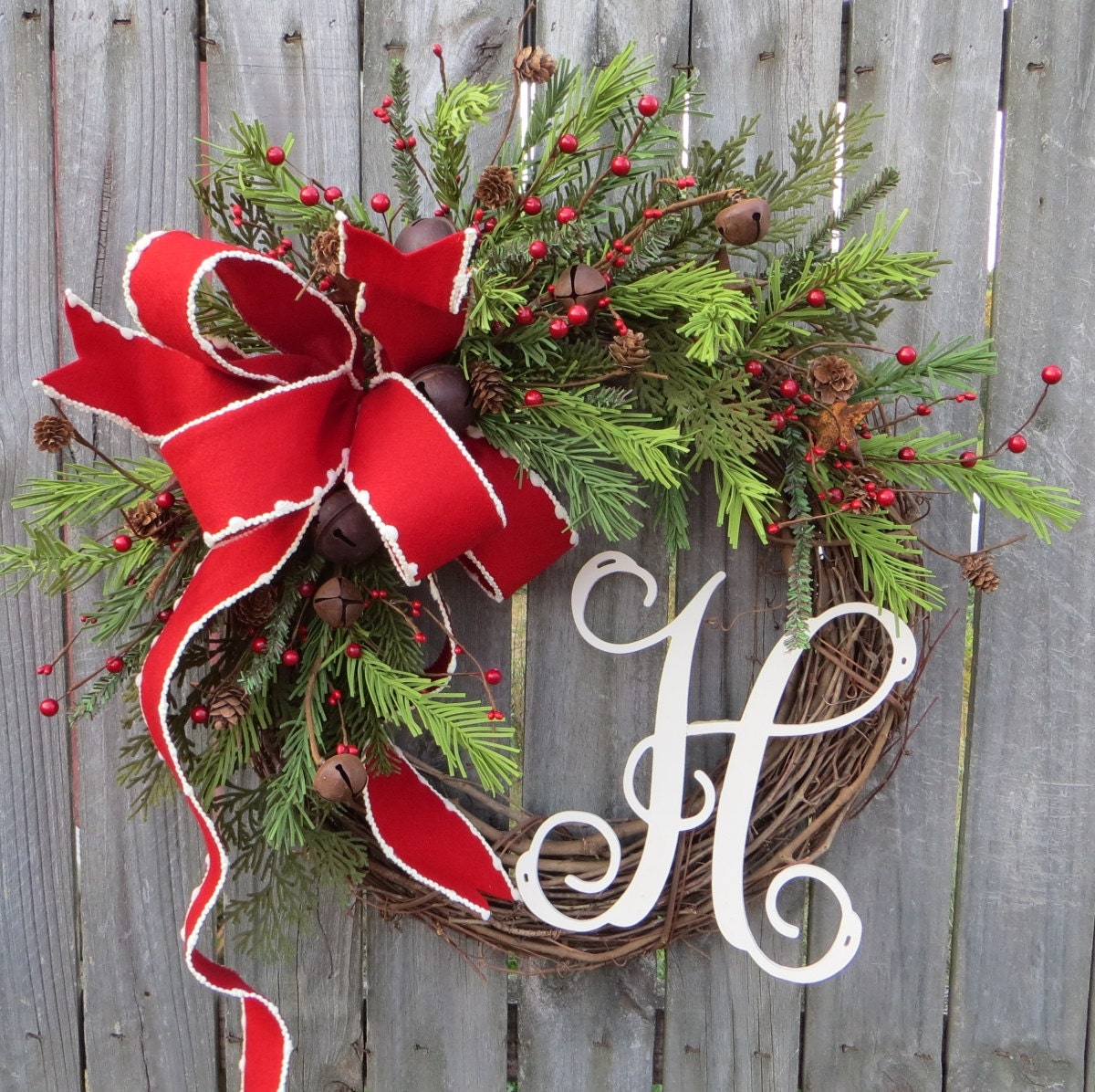 Christmas Grapevine Wreath with Rustic Bells, Christmas Wreath, Holiday ...