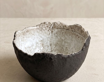 Handmade Stoneware Serving Bowl, Modern Organic Ceramic Bowl, Housewarming Gift, Minimalist Tableware